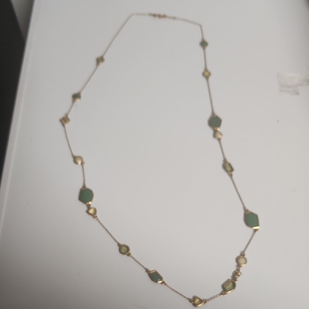 Elegant Gold and Green Necklace